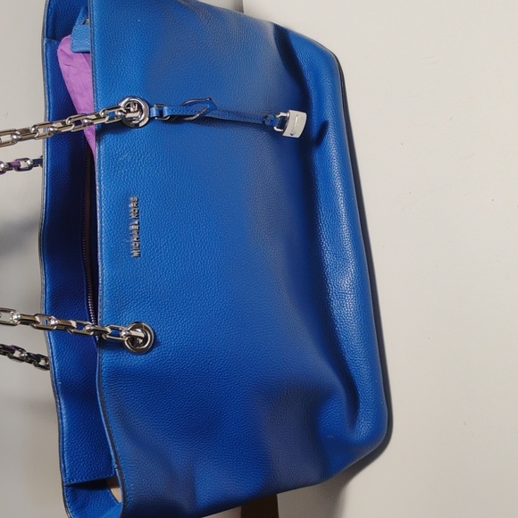 Michael Kors Mercer Chain Link Pebbled Leather Tote In Royal Blue - Picture 1 of 13